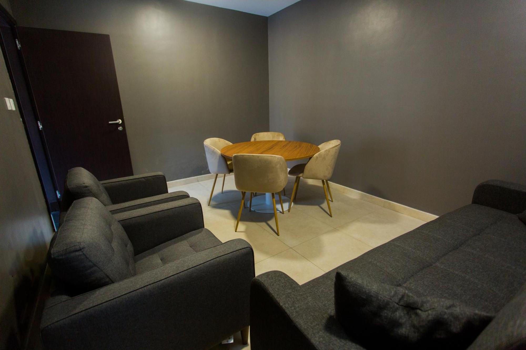 Accra Luxury Apartments @ The Signature Экстерьер фото