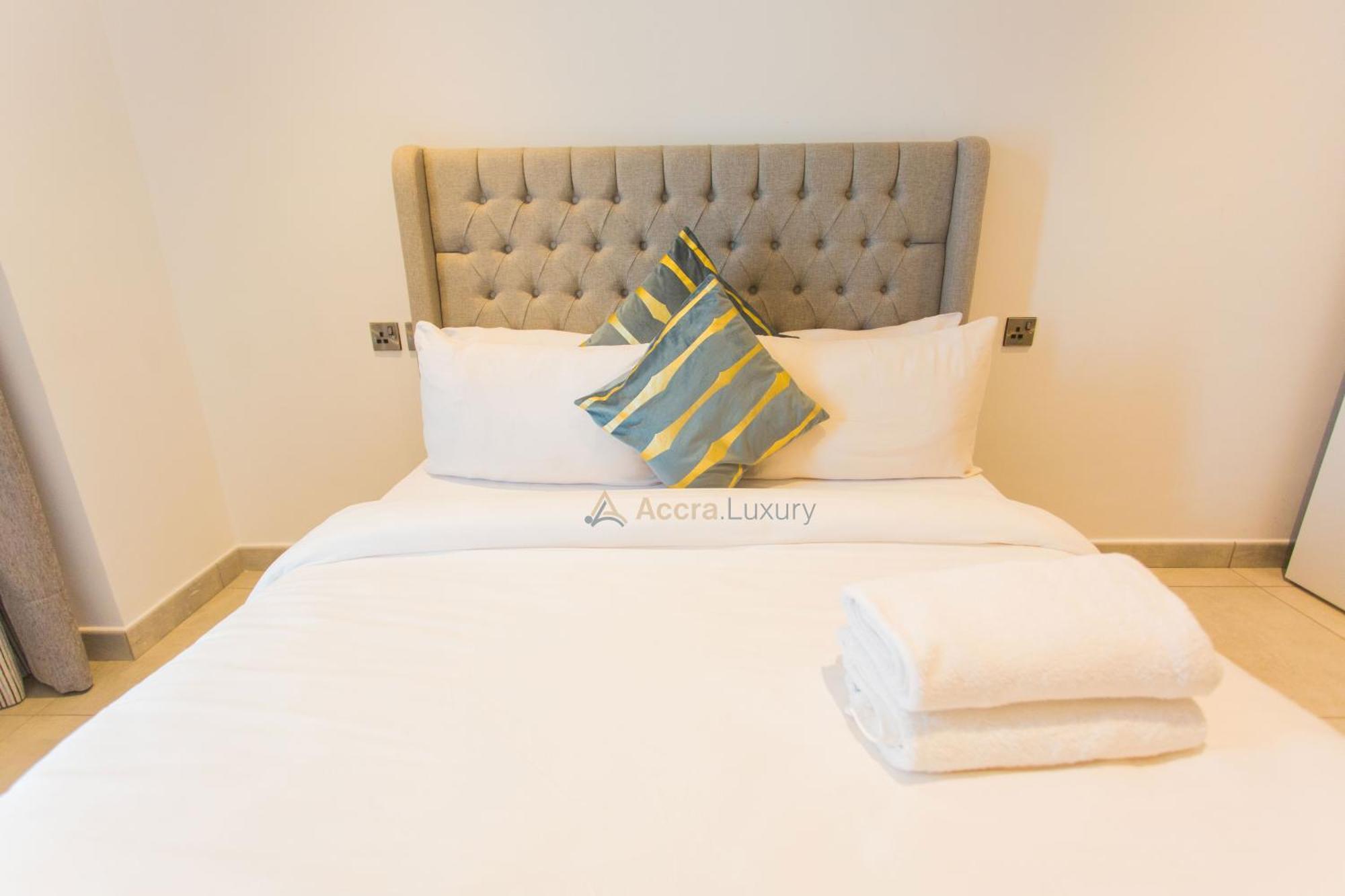 Accra Luxury Apartments @ The Signature Экстерьер фото